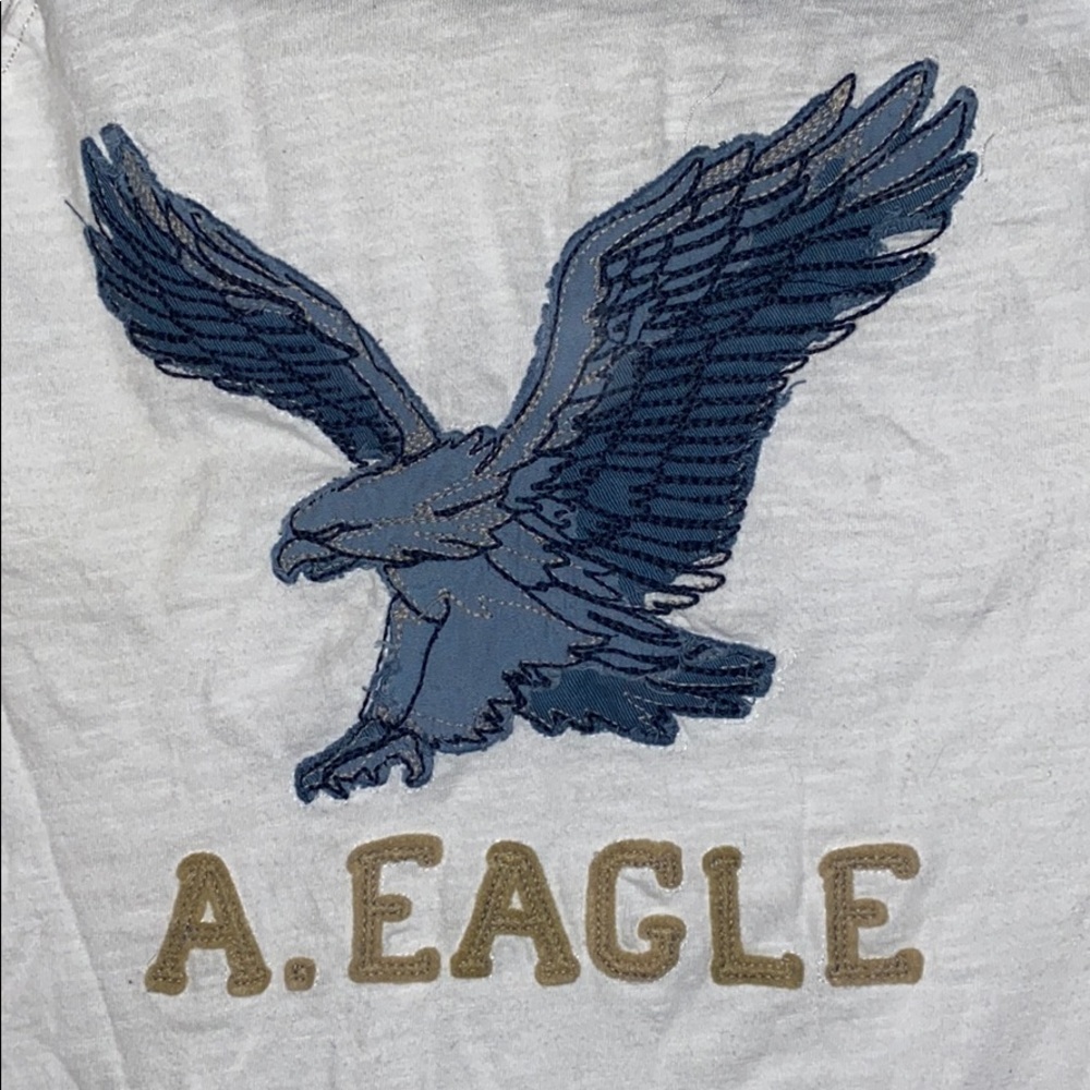 American Eagle classic fit tee